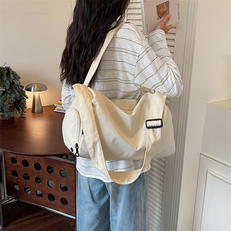 Sportliche Reisetasche mit Vielseitigen Fächern Brehn