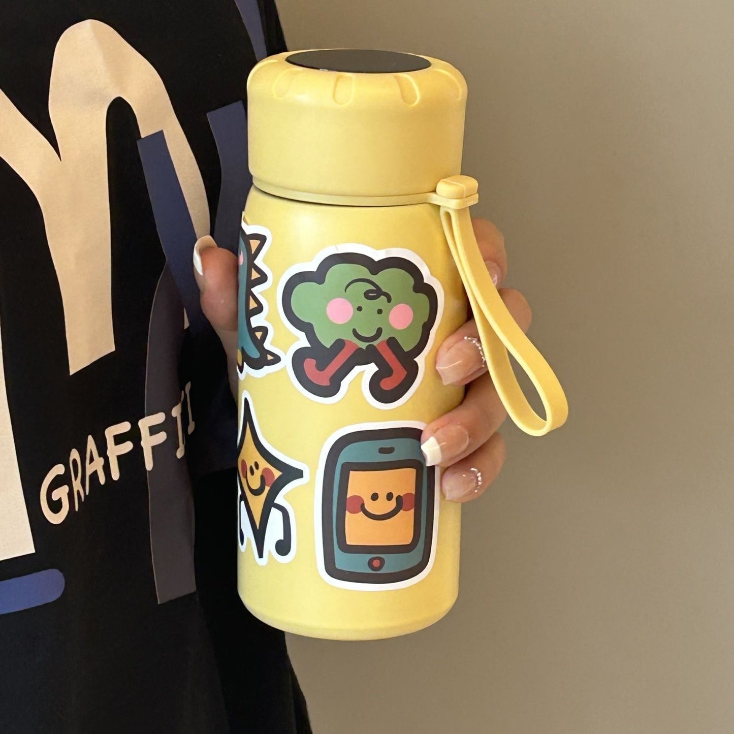 Damen stilvolle Wasserflasche mit witzigen Aufklebermotiven Brehn