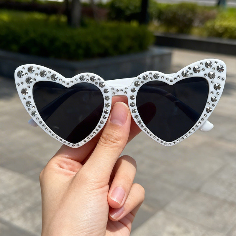 Rhinestone-besetzte Herzförmige Sonnenbrille Brehn