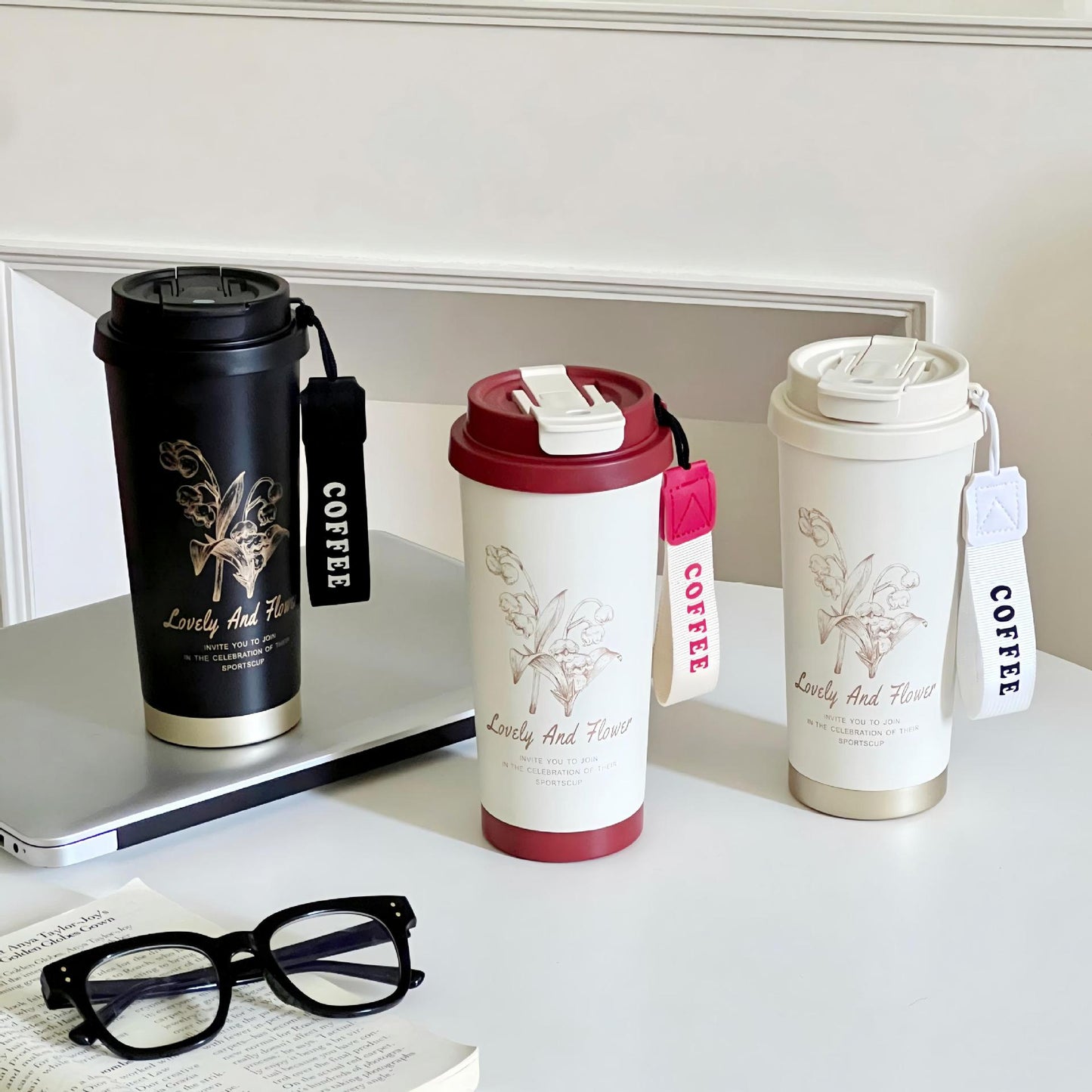 Damen Reisebecher mit eleganter Blumenillustration Brehn