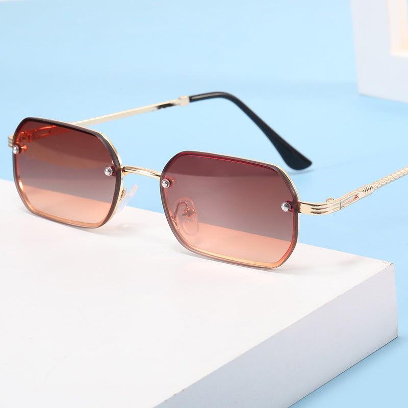 Damen modische Achtkant-Sonnenbrille mit luxuriösen Metallrahmen Brehn