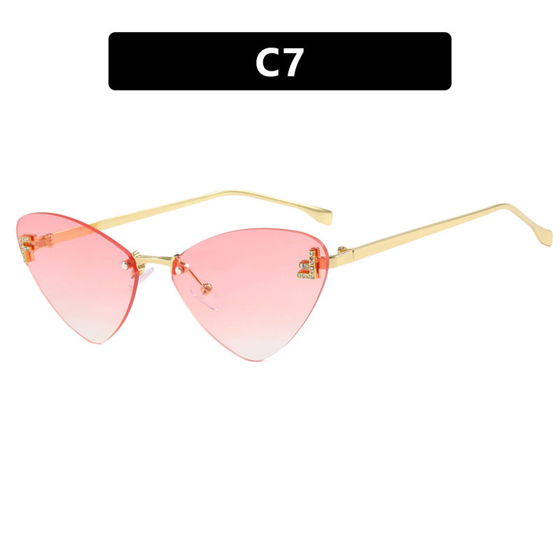 Damen extravagante Cat-Eye Sonnenbrille mit funkelnden Details Brehn