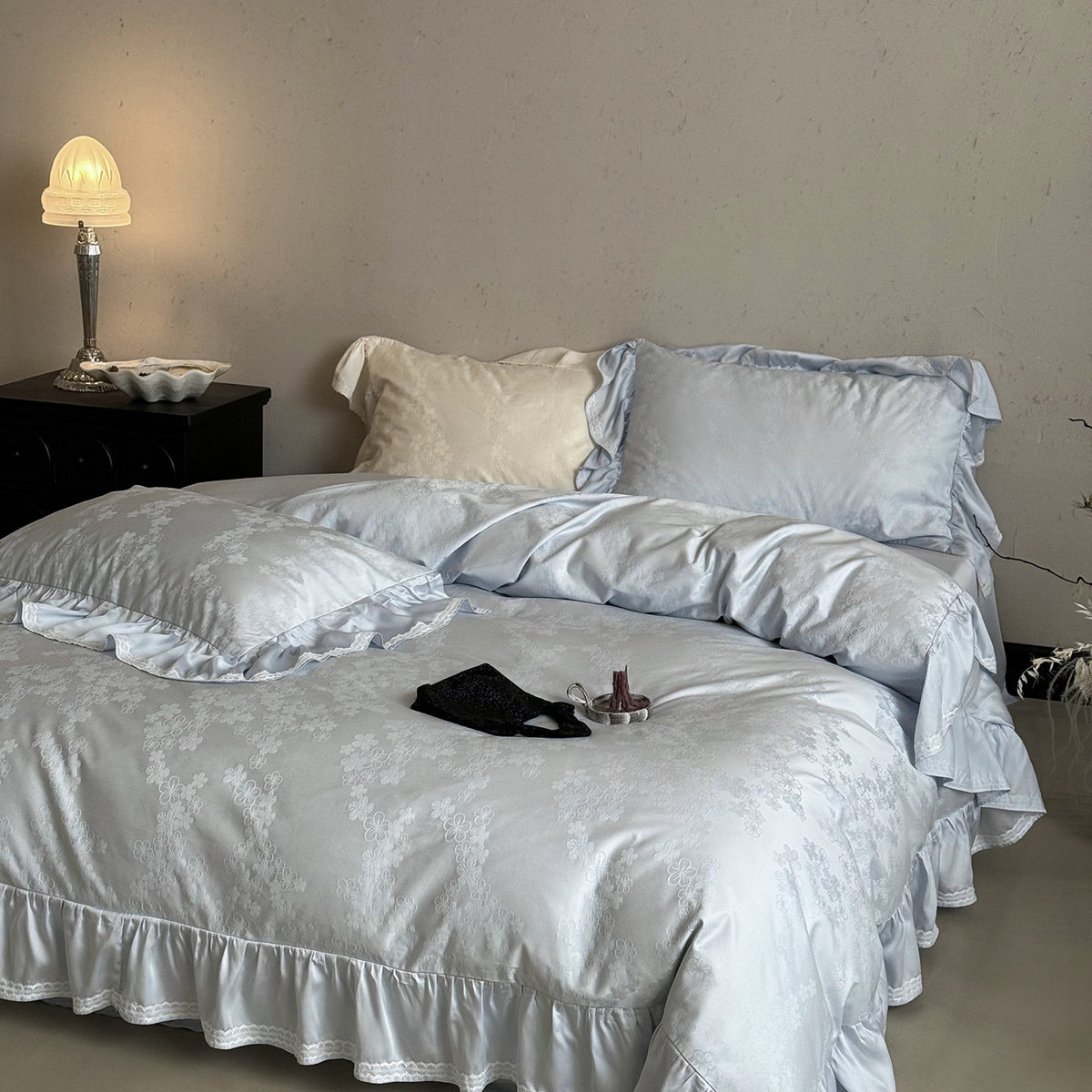 Luxuriöser Rüsch-Jacquard-Satin-Bettbezugset