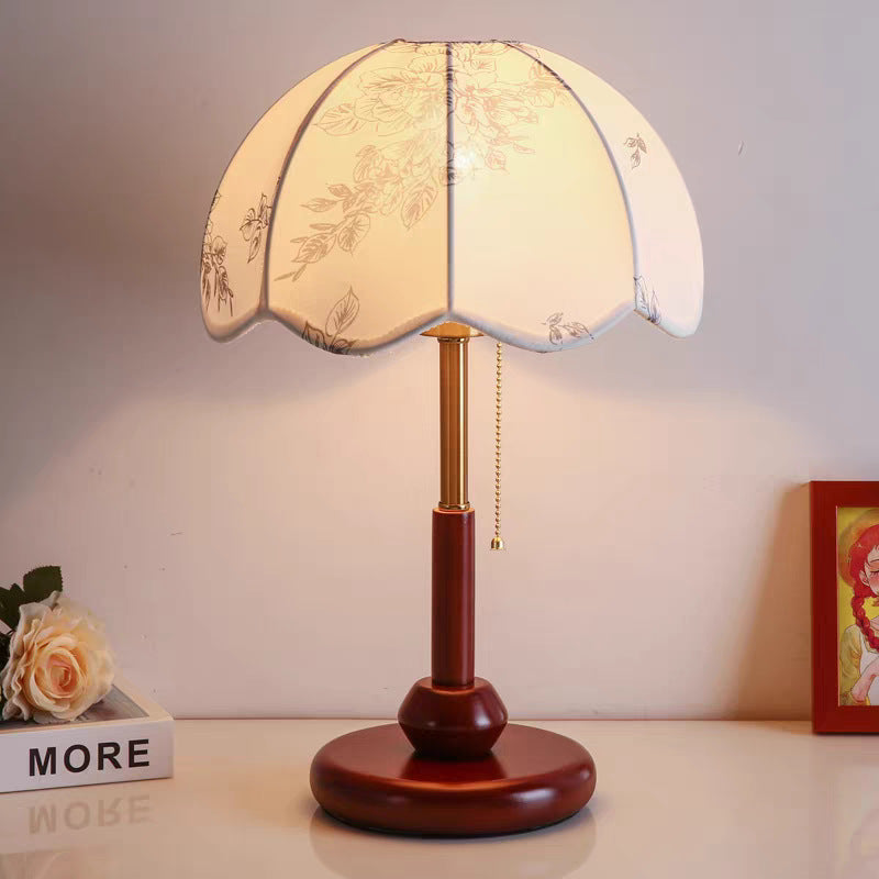 Elegante Blumenmuster Tischlampe