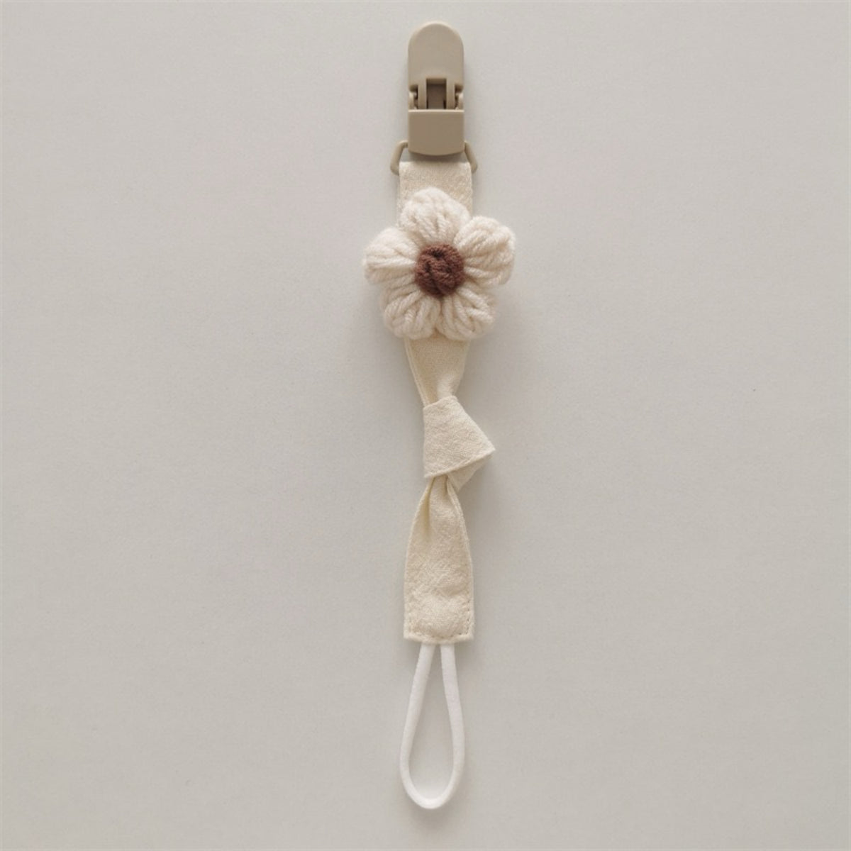 Bio-Baumwolle Schnuller-Leine mit Schnellverschluss-Clip und handgestrickter Blume