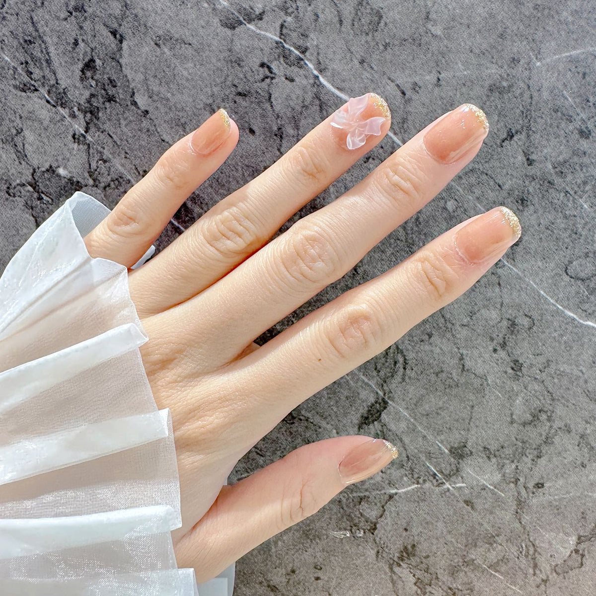 Elegantes Glitzerndes Press-On Nagelset Brehn