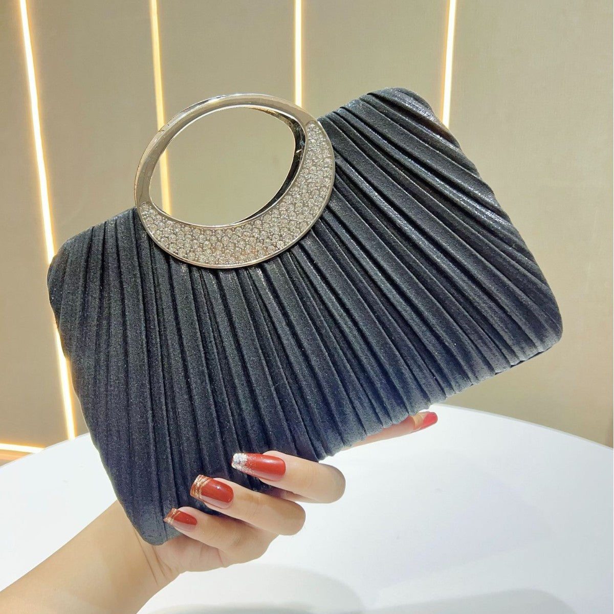 Elegante Falt-Clutch für den Abend