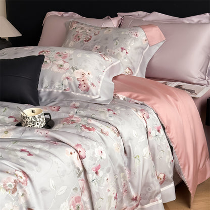 Luxuriöses Satin-Feeling Floral Bettwäsche-Set mit Bettdeckenbezug, Kissenbezügen und dekorativen Shams