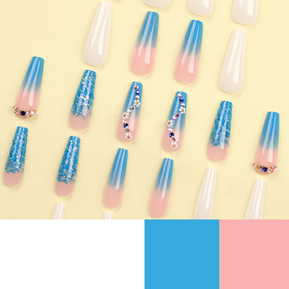 Kunstvolle Nagelverlängerungen mit floralem Ombre-Design Brehn