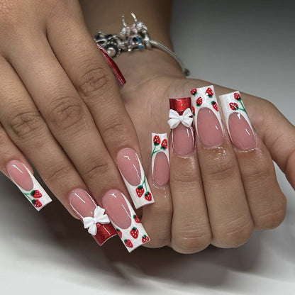 Erdbeer Bow-Akzent Acryl Nagelkunst Erweiterungen Brehn