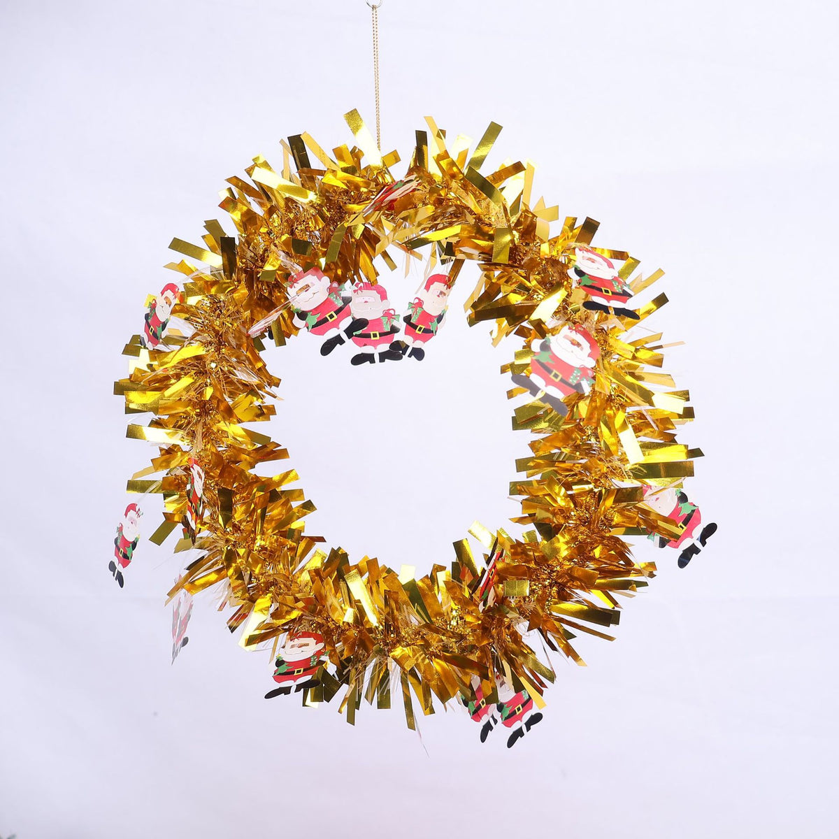 Glänzender Weihnachtskranz mit festlichen Motiven