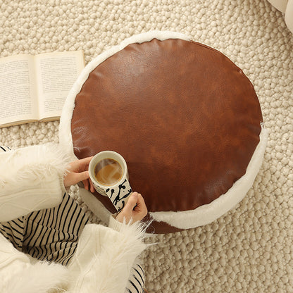 Runder gepolsterter Sitzpouf als Bodenhocker mit Vintage-Lederoptik und Teddy‑Fleece‑Einsätzen Brehn