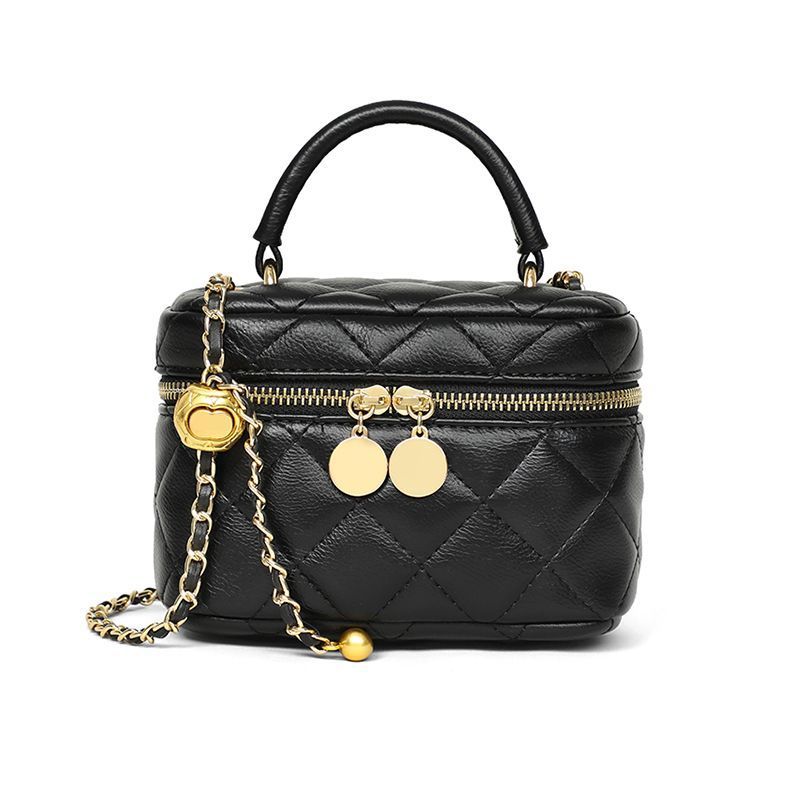 Gepolsterte Mini Kettenhandtasche Brehn
