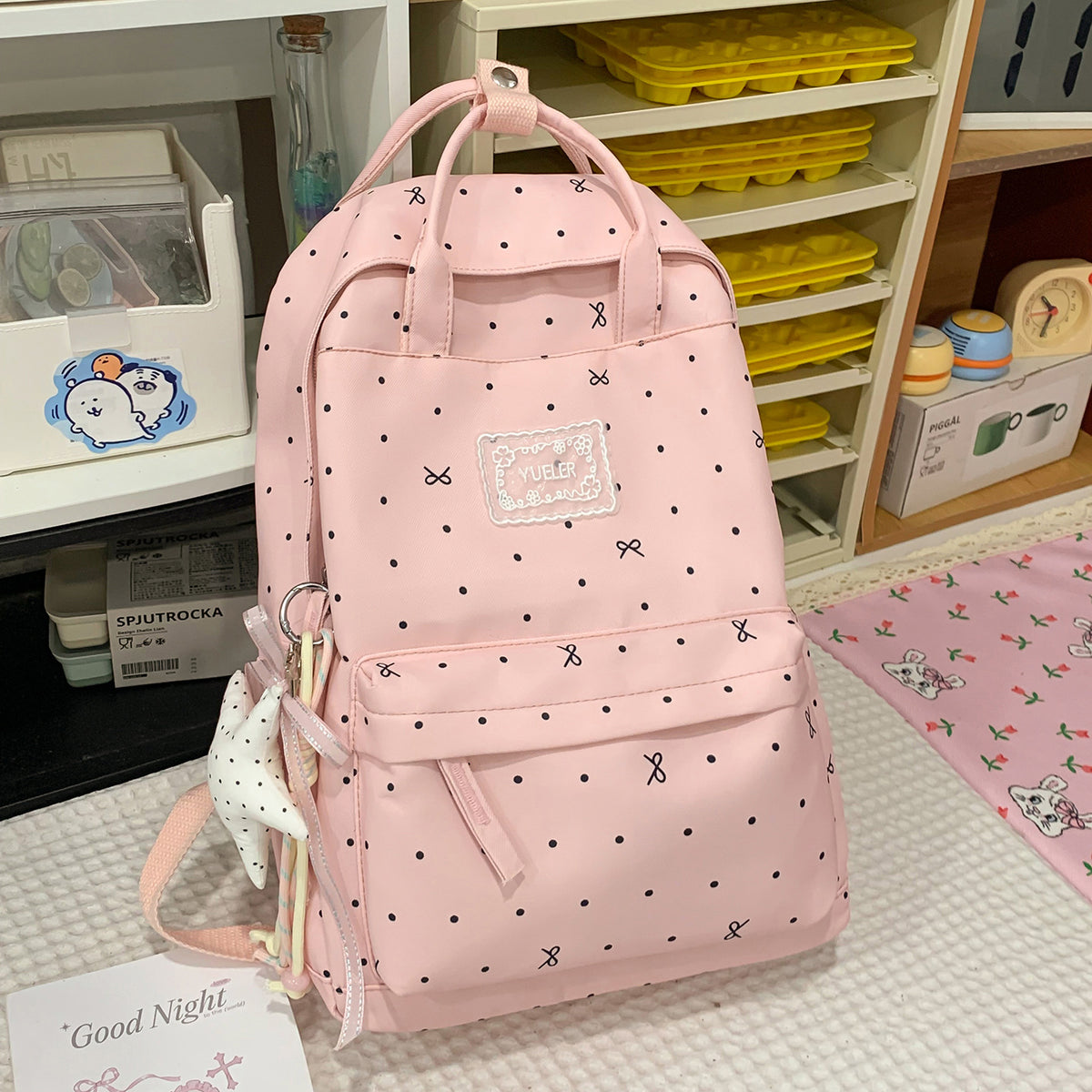 Stylischer gepunkteter Rucksack Brehn