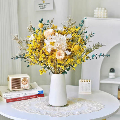 Elegante Getrocknete Blumenmitteltafel