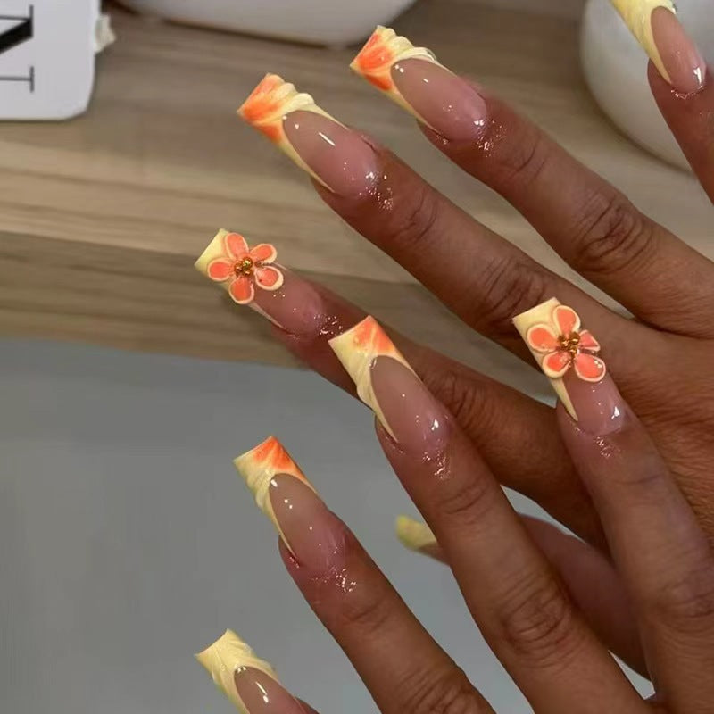 Kreative Blumen Press-On Nagelkunst Brehn