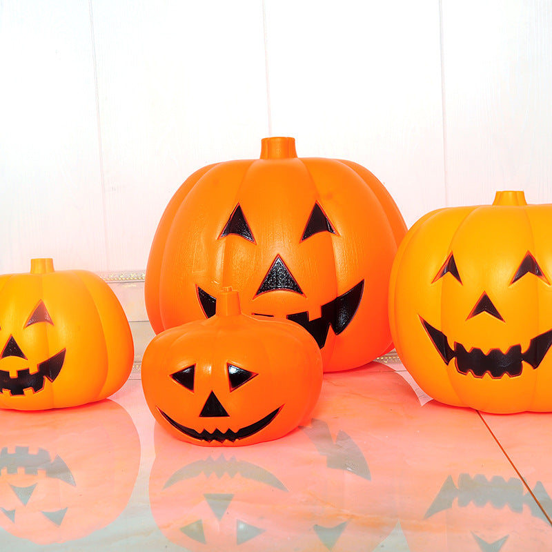 Dekorative Halloween-Kürbisse Brehn