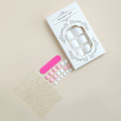 Kunstnagel-Kit mit verschiedenen Designs Brehn