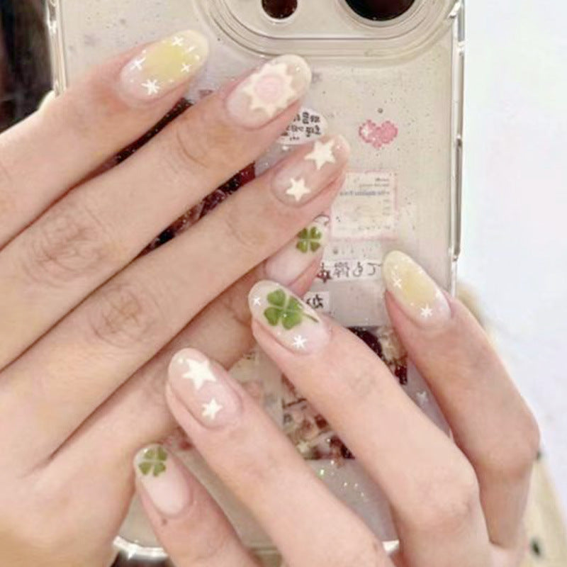 Künstlerische Themen Nageldesign Kollektion Brehn