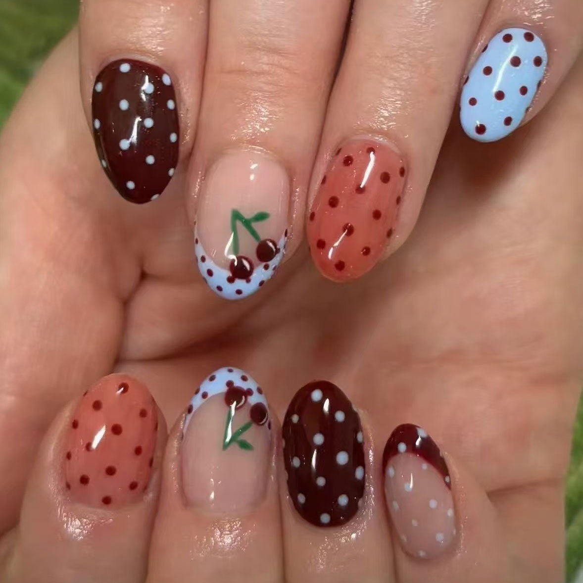 Künstlerisches Kirsch-Themen-Nagelkunst-Set