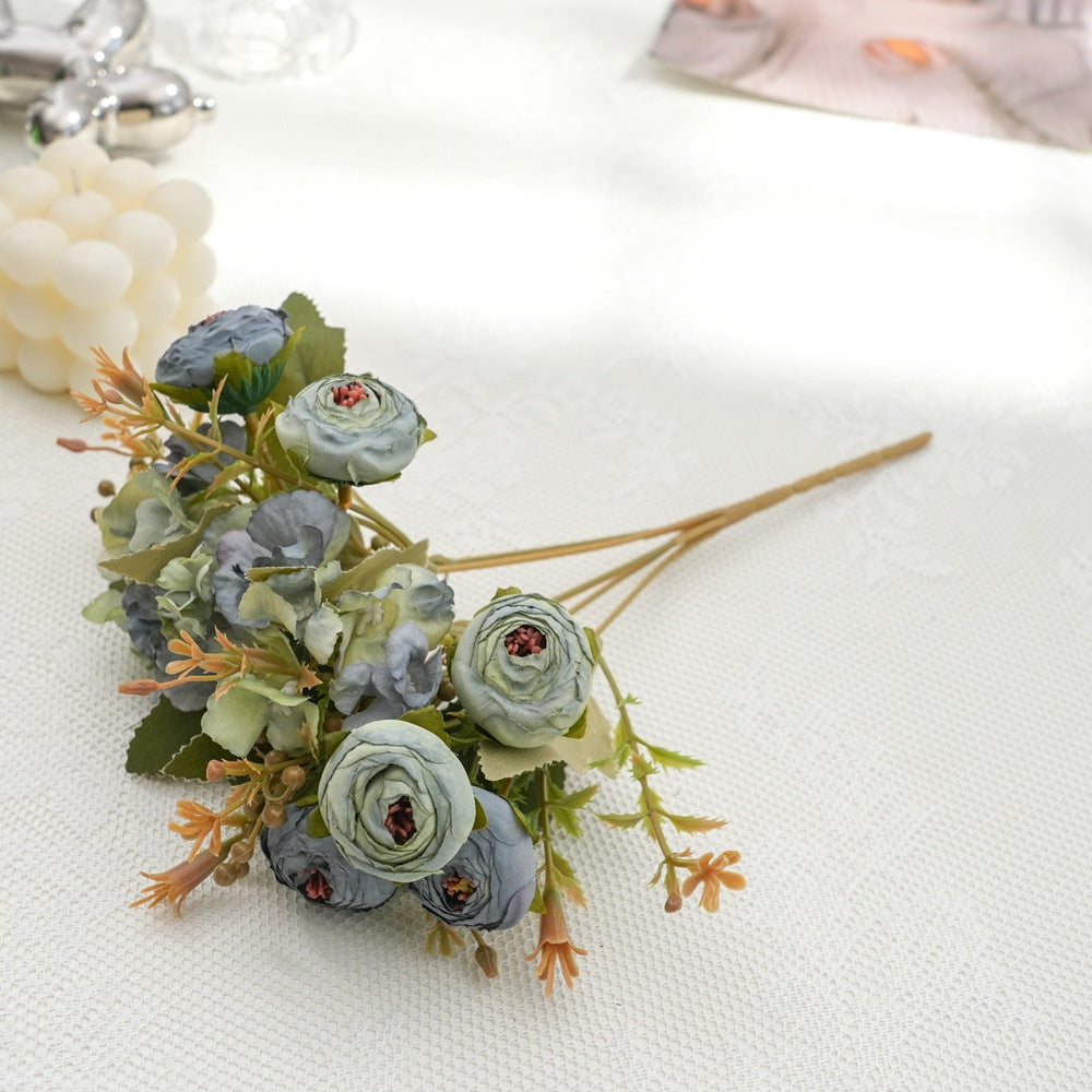 Lebensnahes Blumengesteck Stamm