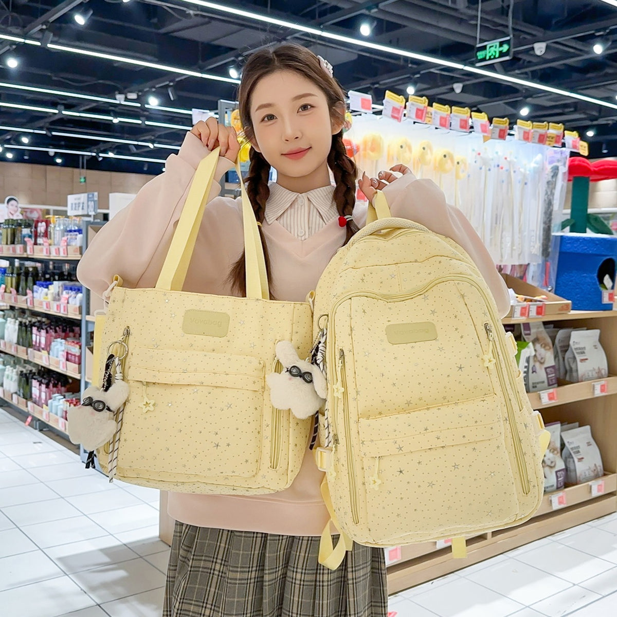 Stylischer Mehrzweck-Rucksack mit dekorativen Akzenten Brehn