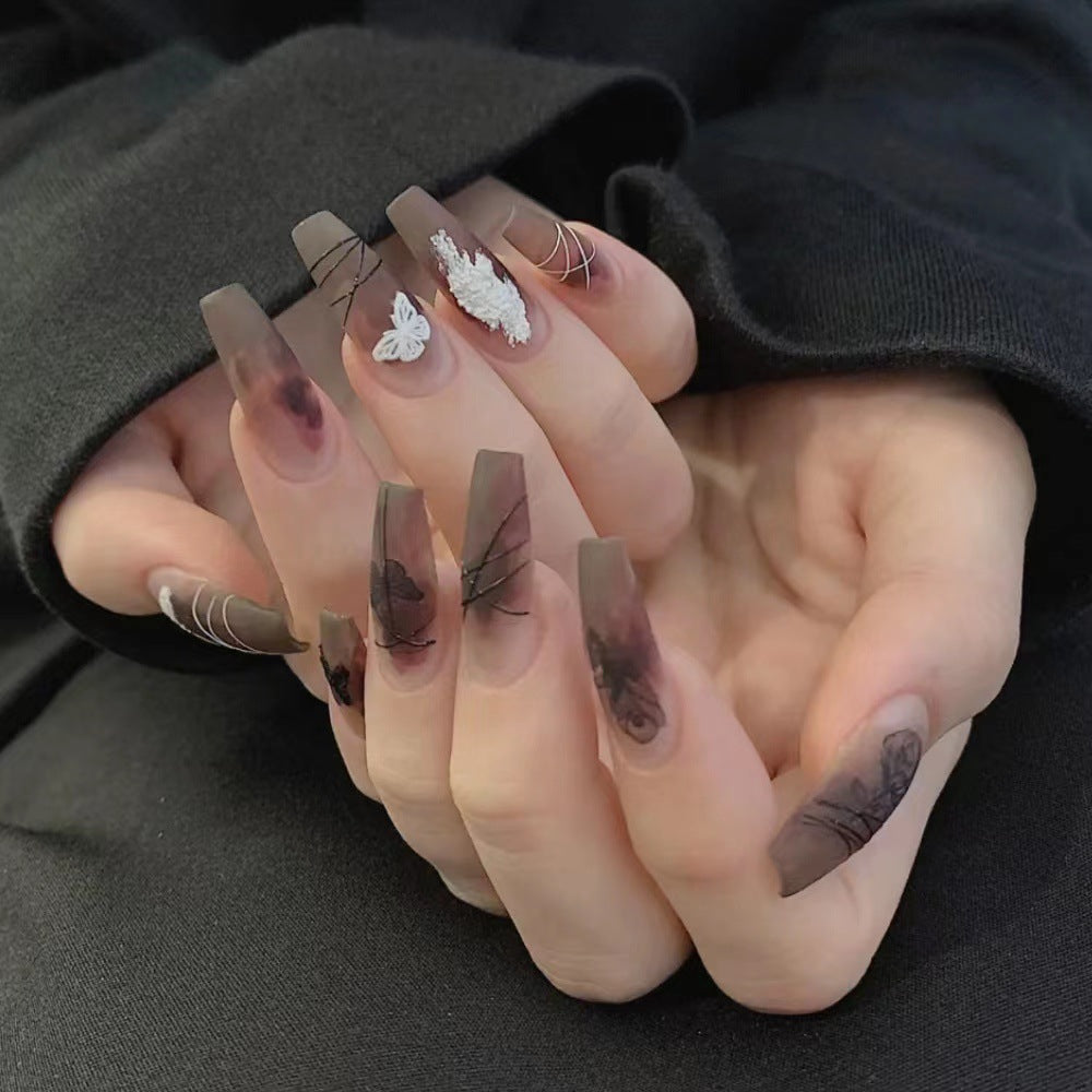 Kunstvolle Stiletto Nagelspitzen Brehn