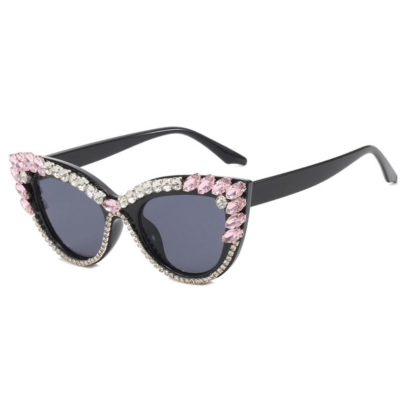 Damen Glamouröse Cat-Eye Sonnenbrille mit extravagantem Crystal-Verzierung Brehn