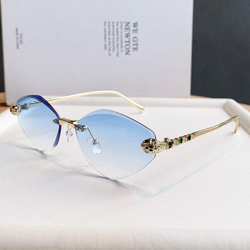 Damen Cat-Eye Sonnenbrille mit luxuriösem Schmuckrahmen Brehn