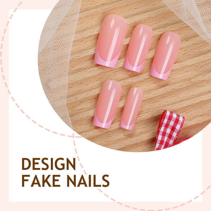 Kunstnagelset mit French Tips Brehn
