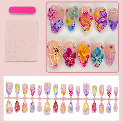 Kunstnagelset mit floralen 3D-Verzierungen Brehn