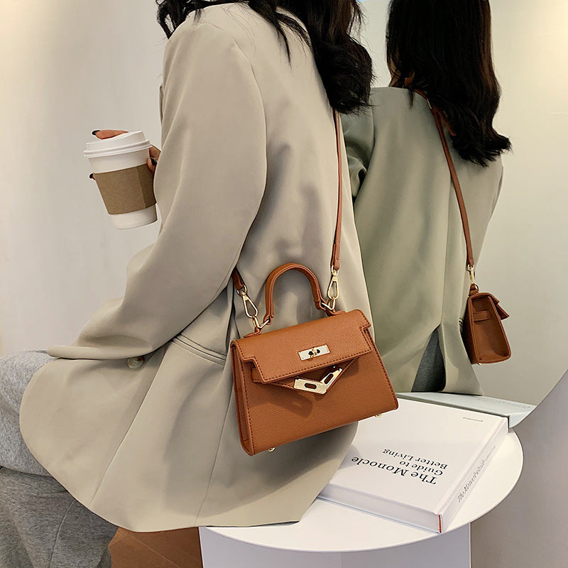 Strukturierte Kunstleder-Handtasche Brehn