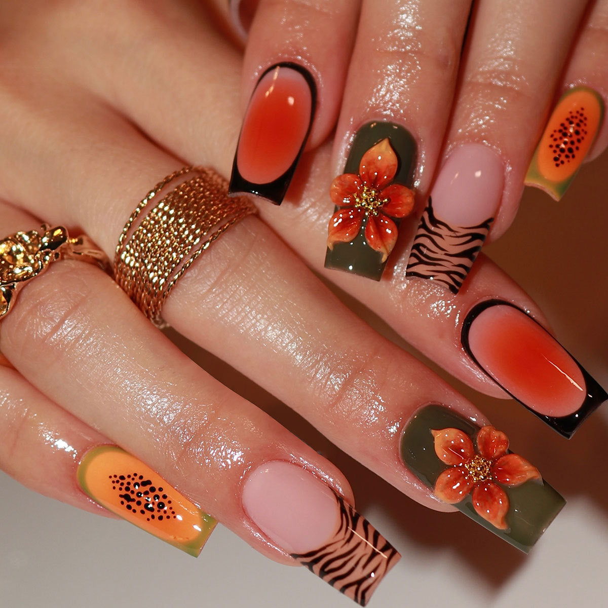 3D Floral und gemusterte Acryl-Nail Art Verlängerungen Brehn