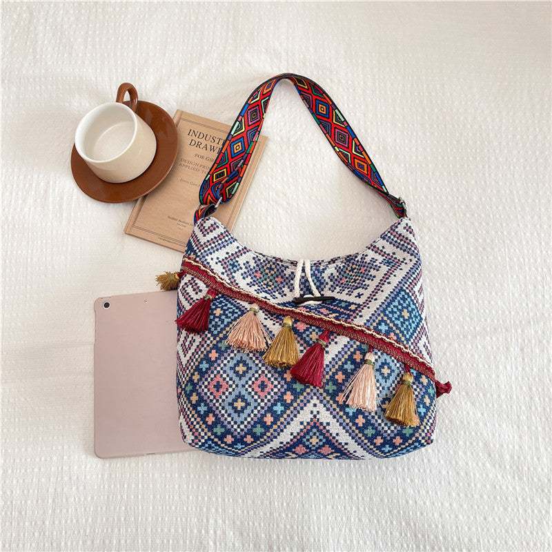 WoEthnic Gemusterte Klapp-Hobo-Tasche Brehn