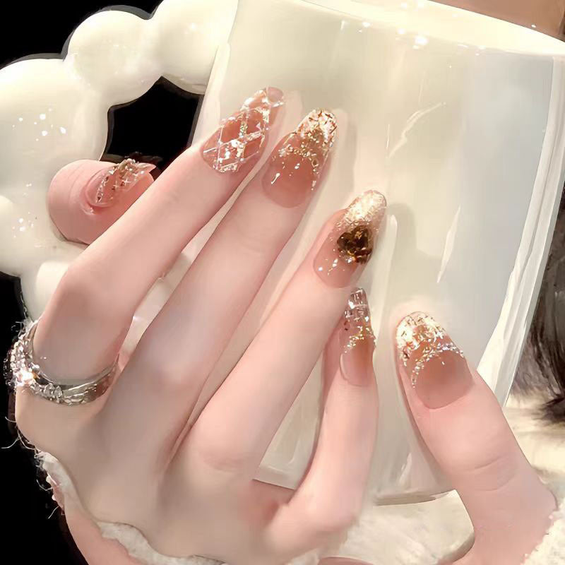 Künstlerisches Stiletto Press-On Nagelkunst Brehn