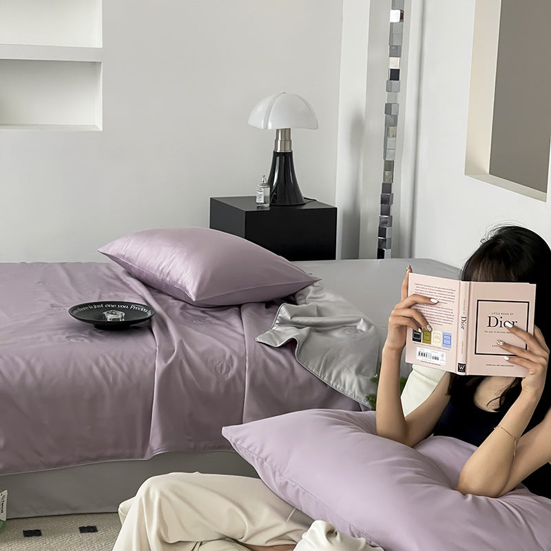 Seidiges Baumwollsatin-Bettwäscheset mit Paspelrand und Hotelverschluss