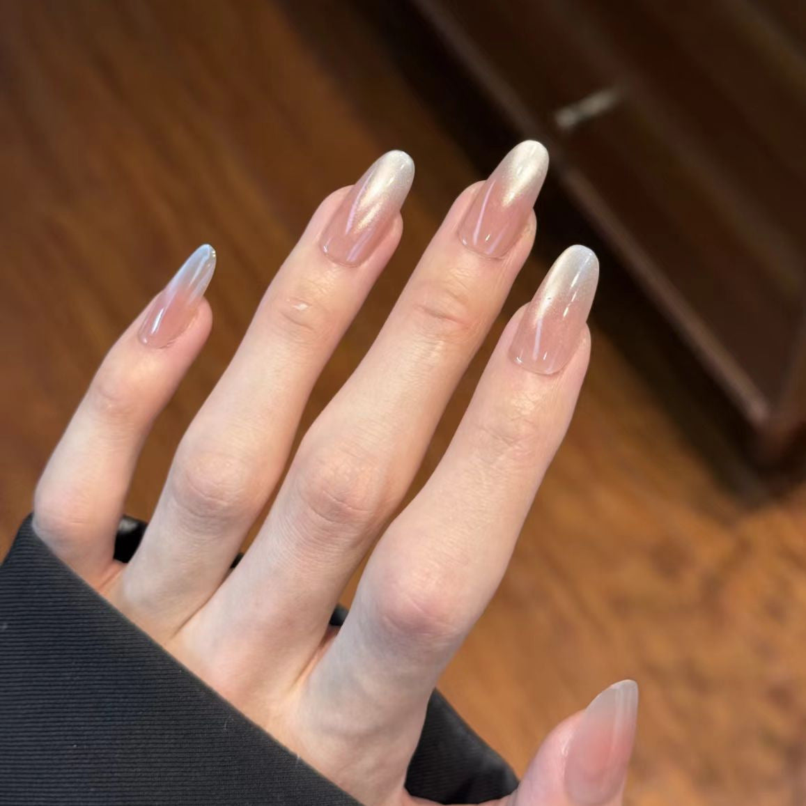 Kunstnägel In Elegantem Ombre-Design Brehn