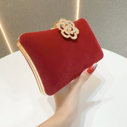 Elegante florale Brosche Abendtasche