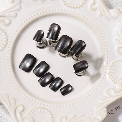 Stylisches Press-On-Nagel-Tips-Set Brehn