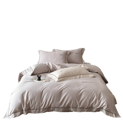 Elegantes Baumwollsatin-Bettwäscheset mit feiner Kederpaspel und Monogramm-Stickerei