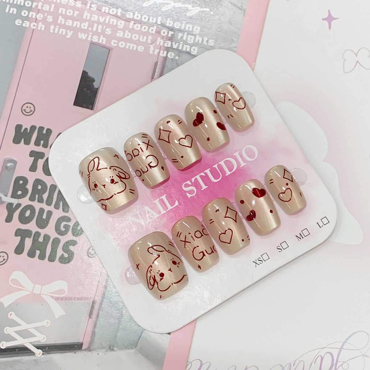 Kreative Nagelkunst mit liebevollen Motiven Brehn