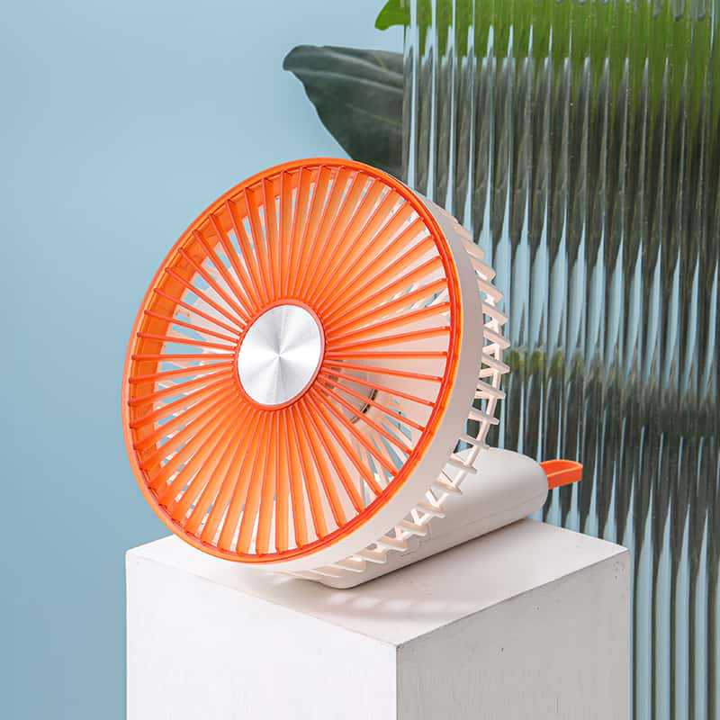Frauen Tragbarer Tischventilator mit höhenverstellbarem Design Brehn