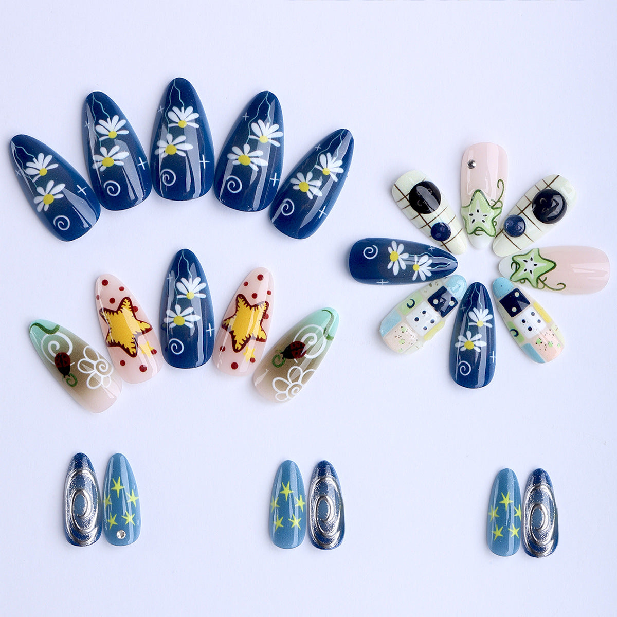 Kunstfingernägel mit Kreativen Maritimen Designs und 3D-Elementen Brehn