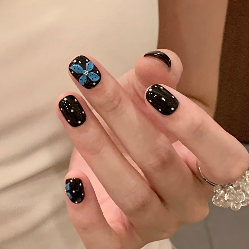 Blumenverzierte Press-On-Nagelset Brehn