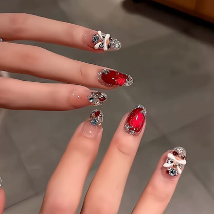 Künstlerische mit Strass veredelte Nagelverlängerungen Brehn