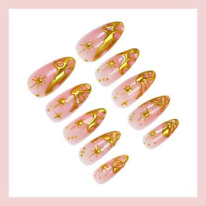 Kunstnagelset mit Glamourösen Goldakzenten und Eleganten Designs Brehn