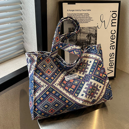 Dekorative gemusterte Stofftasche