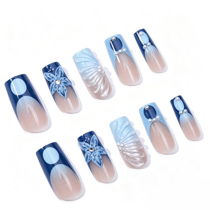 Kunstnagelset mit floralen und eleganten Verzierungen Brehn