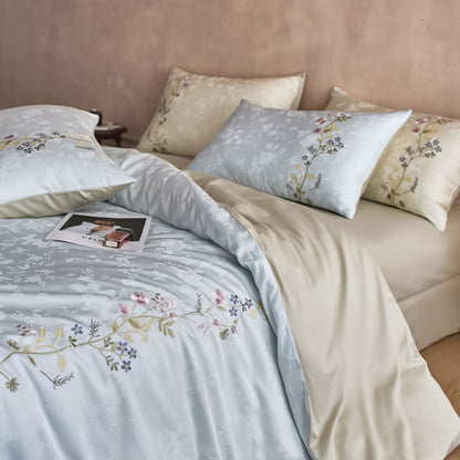 Satin-Bettbezug-Set mit feiner Blumenstickerei und Jacquardstruktur