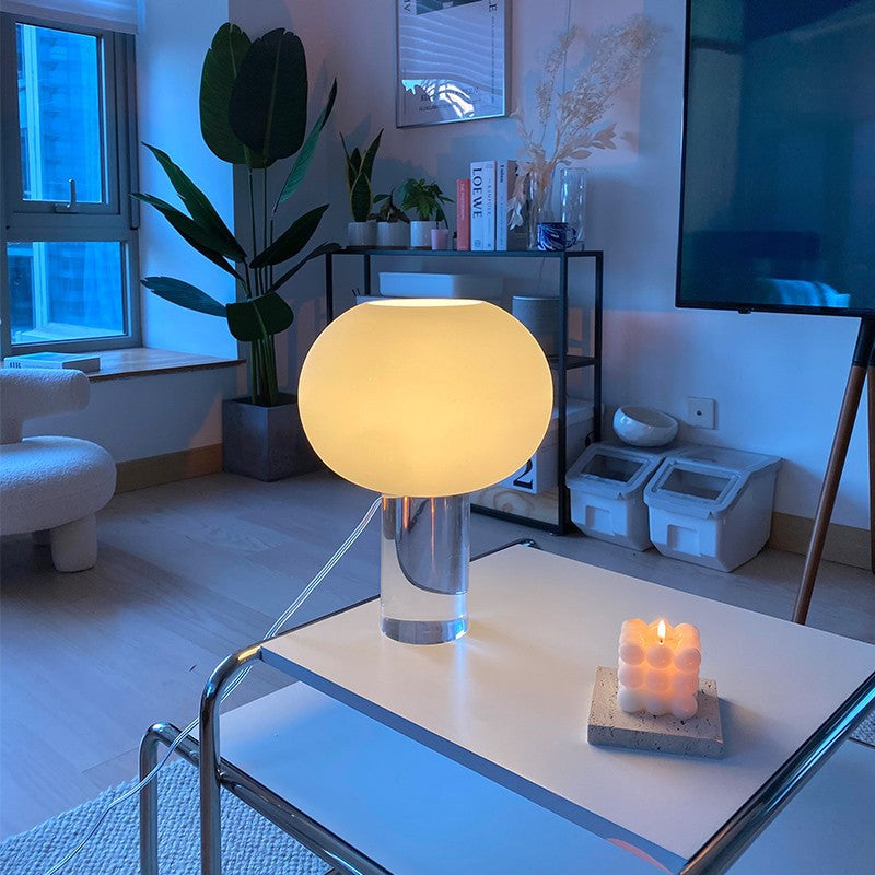 Schlanke moderne Glas Tischlampe